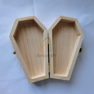 Wholesale Factory Direct Natural Color Pine Wood Small Size Coffin Box with Golden Clasp